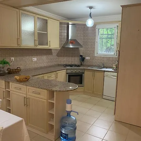 Ilk Oezge 3 Yatak Odali Villa Kusadasi